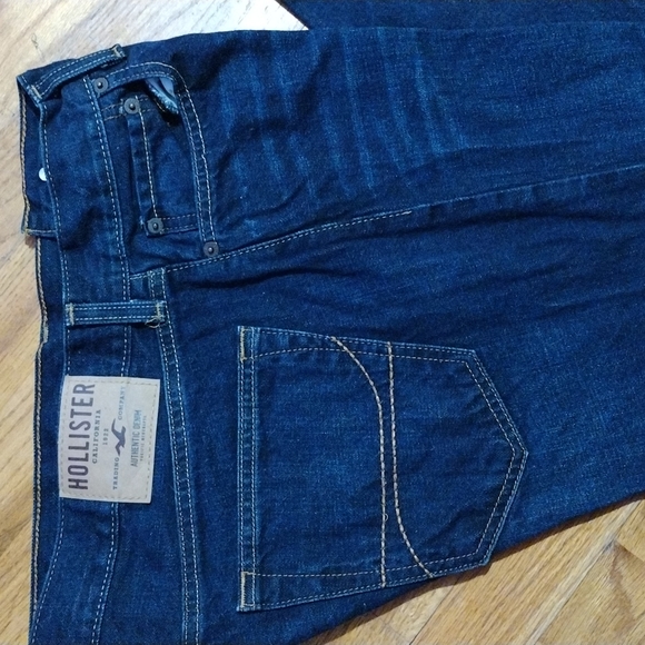 Hollister Men's Classic-Fit Jeans 5 Pockets Straight Leg Solid Blue Size… - Picture 3 of 7